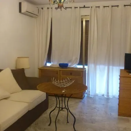 Appartement Rue Lacour One Bedroom 239 *